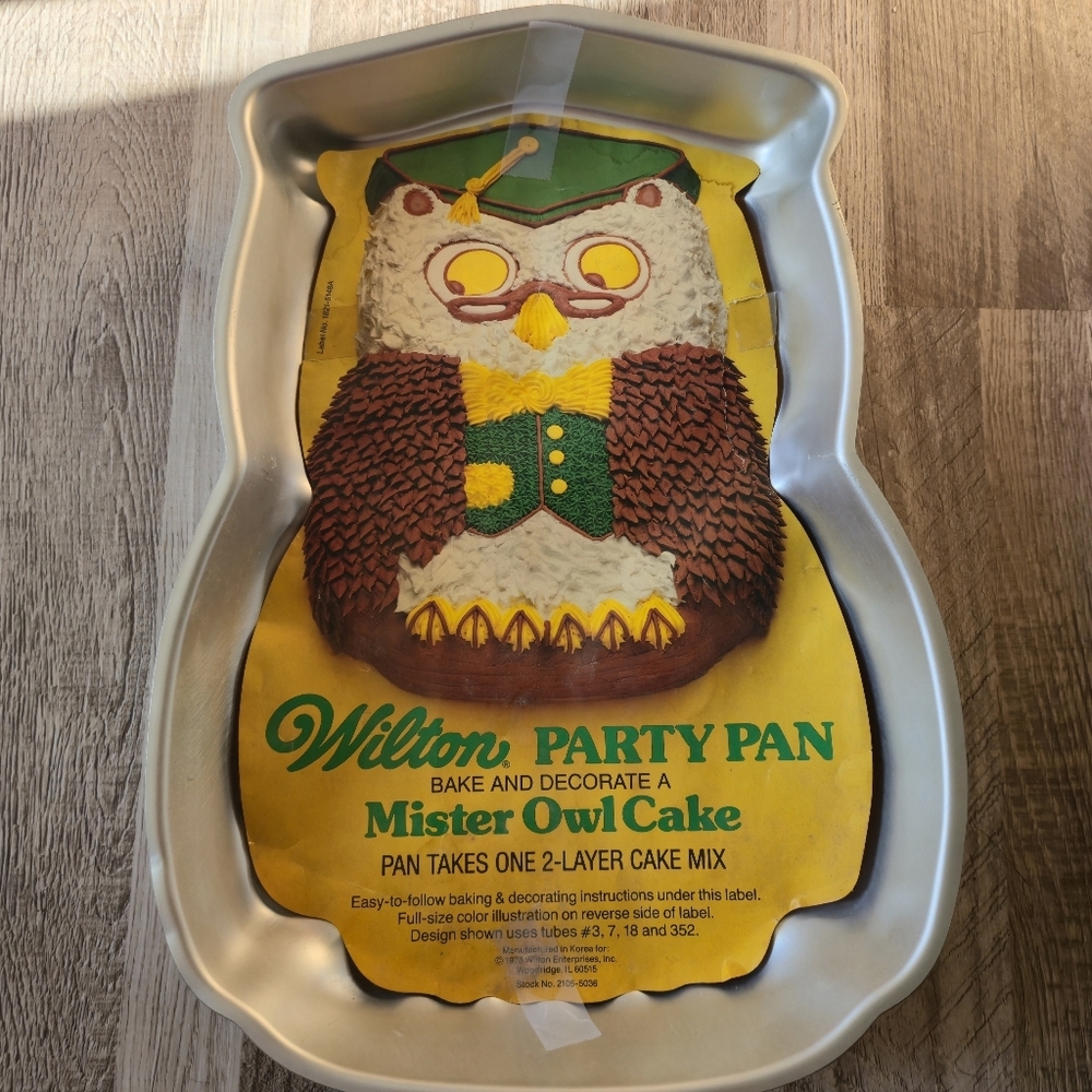 Wilton Vintage 1978 Mister Owl Cake Pan Aluminum Graduation Mold 502-7644 - Picture 3 of 5